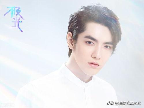 娛樂吃瓜爆料易烊千璽,娛樂圈的神秘瓜王，揭秘他的吃瓜傳奇